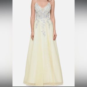 Pale yellow gown Size 6